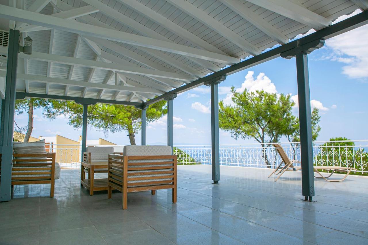Aelia Sea View Studios Afytos Exterior photo